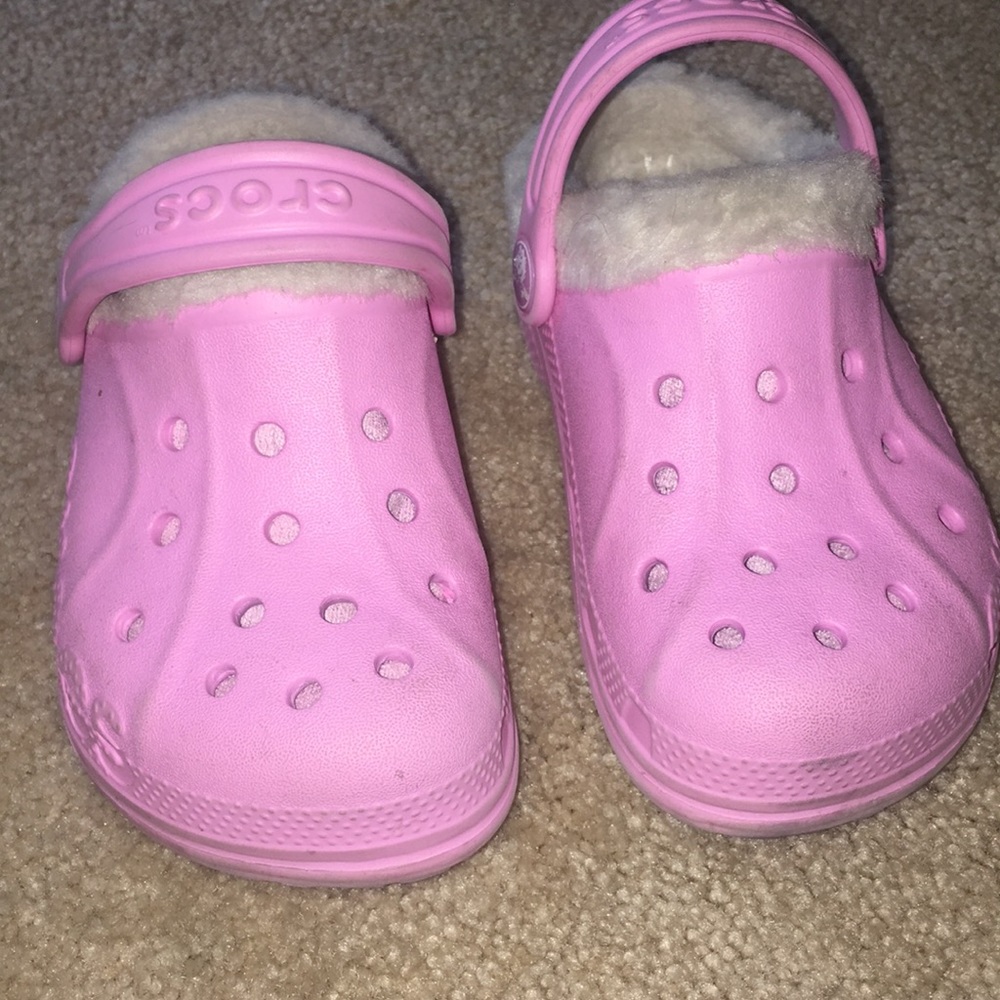 Pink faux fur crocs